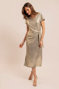 Robe longue dorée - 1