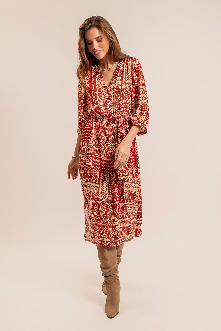 Robe longue imprimé rouge et beige - 1