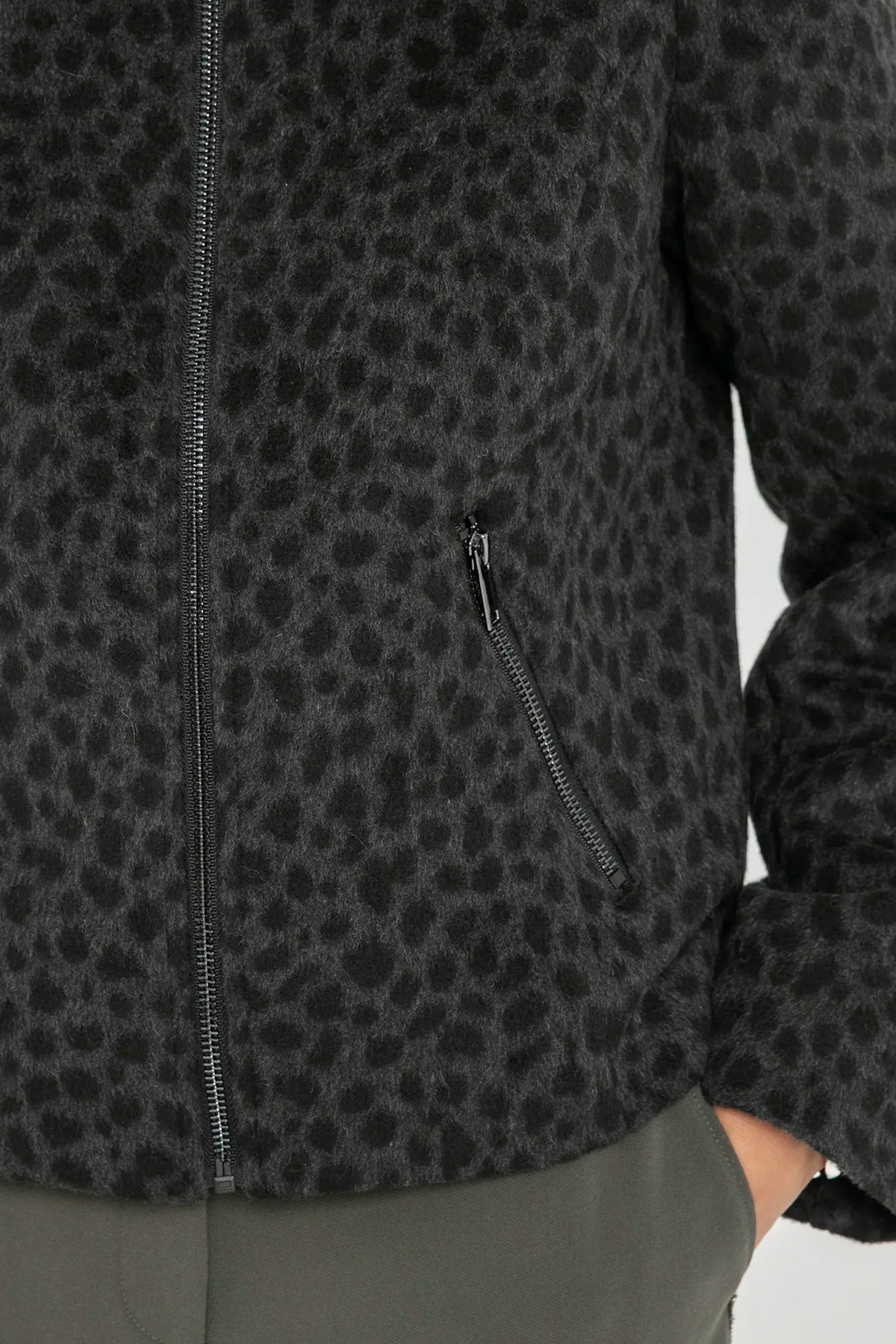 Veste inspiration couture imprimé léopard noir et gris - 2