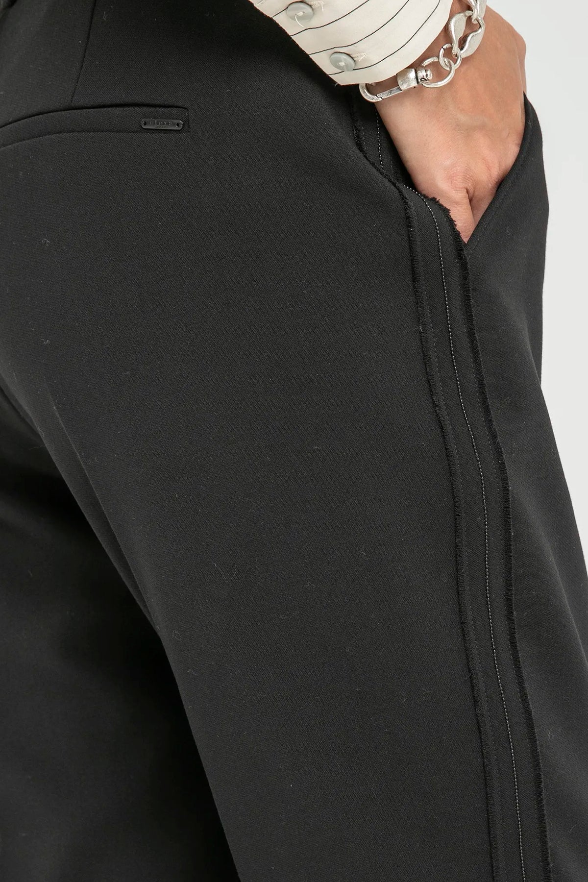 Pantalon cigarette noir - 2