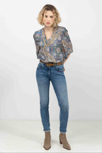 Jean bleu slim avec broderies - 1