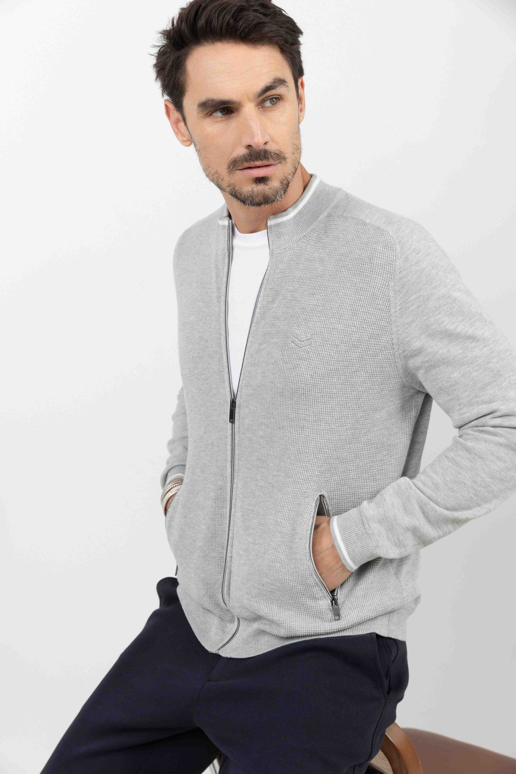 Gilet zippé gris clair sport chic - 1