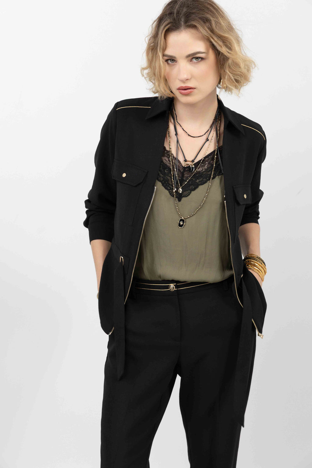 Veste noir chic ceinturée - 2
