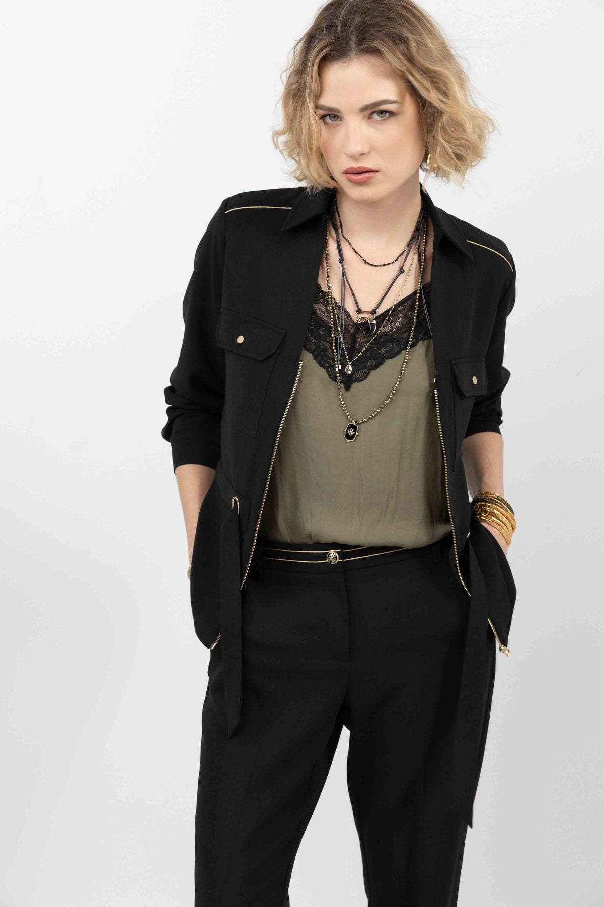 Veste noir chic ceinturée - 2