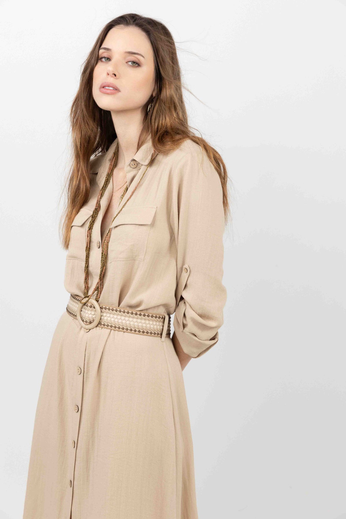 Robe chemise beige longue fluide - 2