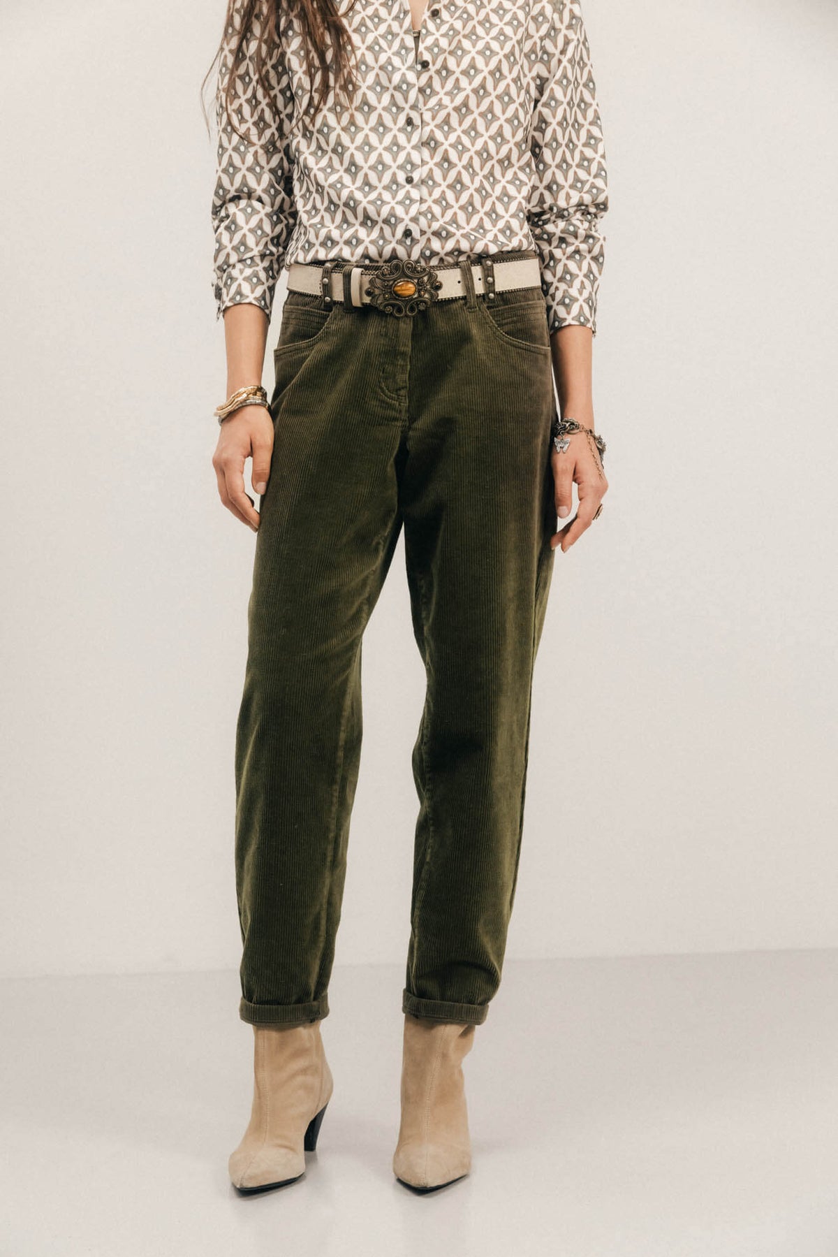 Pantalon olive velours côtelé boyfriend - 2