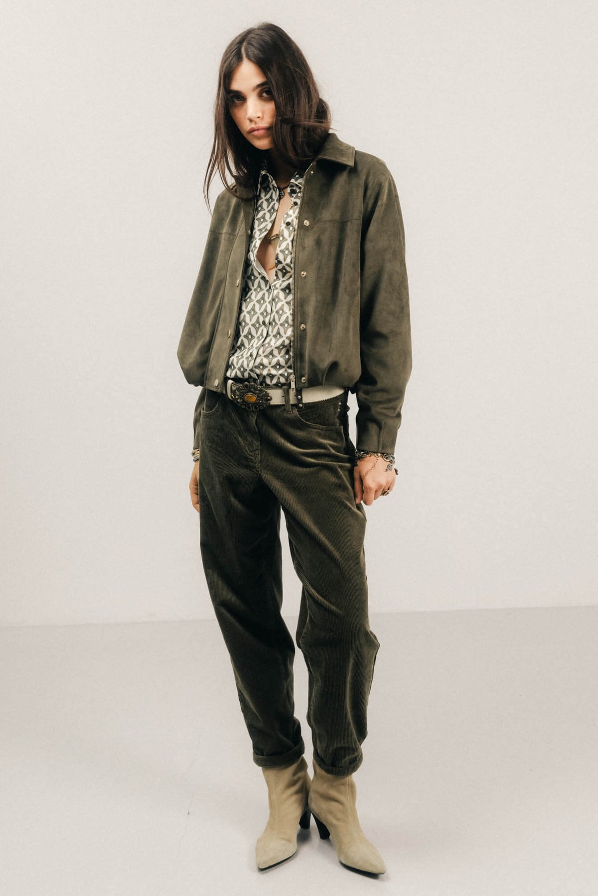 Pantalon olive velours côtelé boyfriend - 1