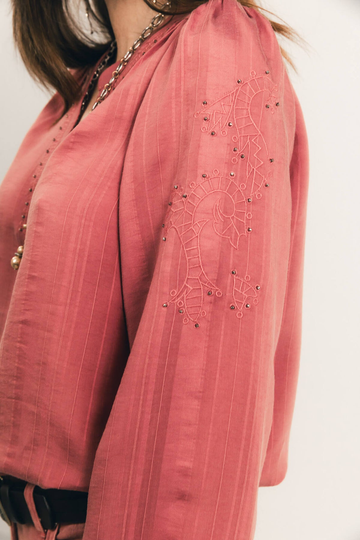 Blouse rose indien jacquard brodée - 2