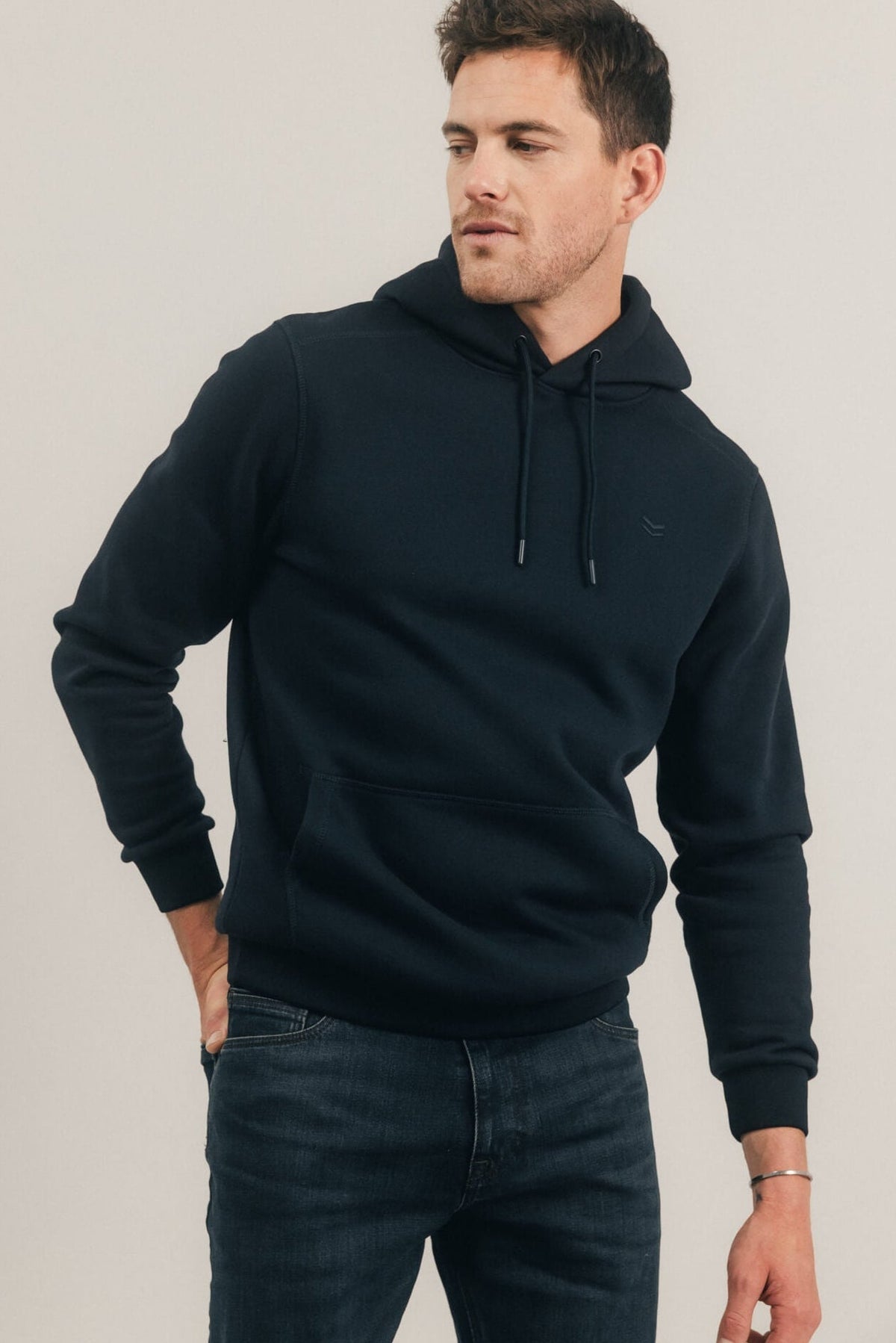 Sweat capuche navy urbain - 1