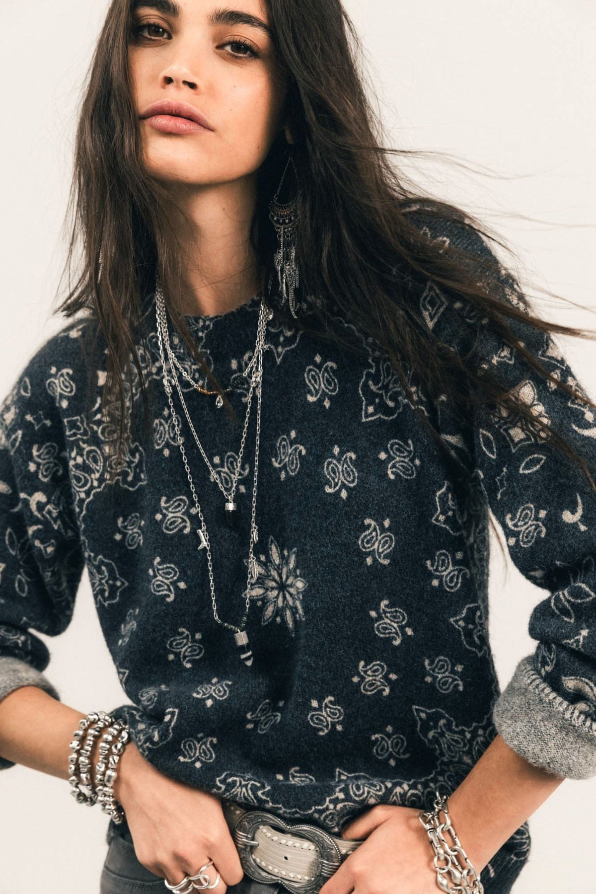 Pull gris imprimé bandana bohème - 1