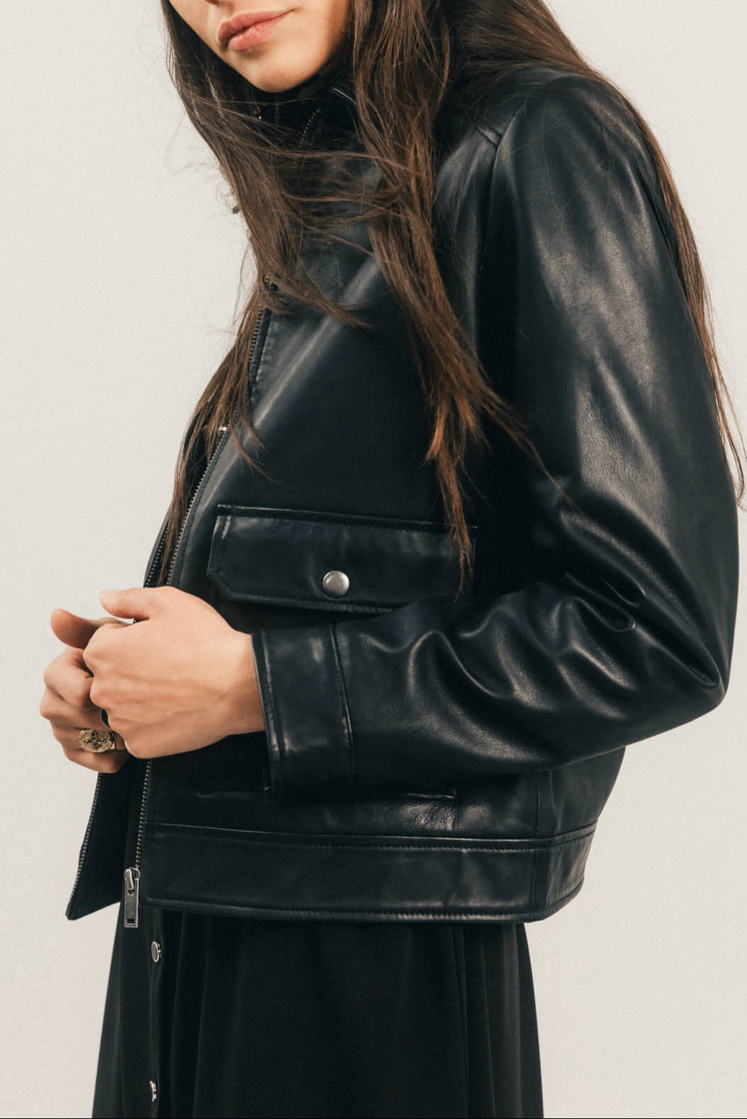 Blouson en cuir noir structuré - 2